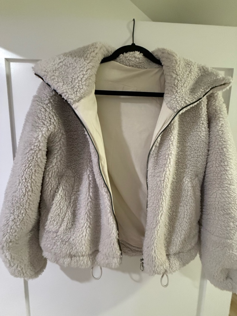 Lululemon Cream Sherpa Zip-Up Jacket - Picture 2 of 4